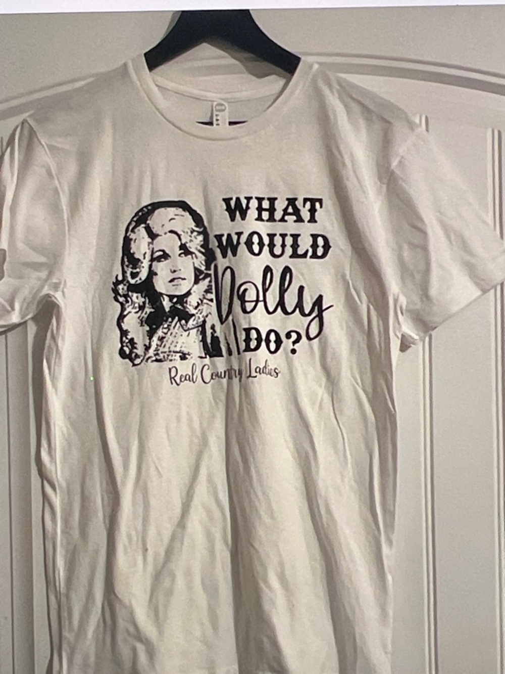 What would DOLLY Do T Shirt Doze Small